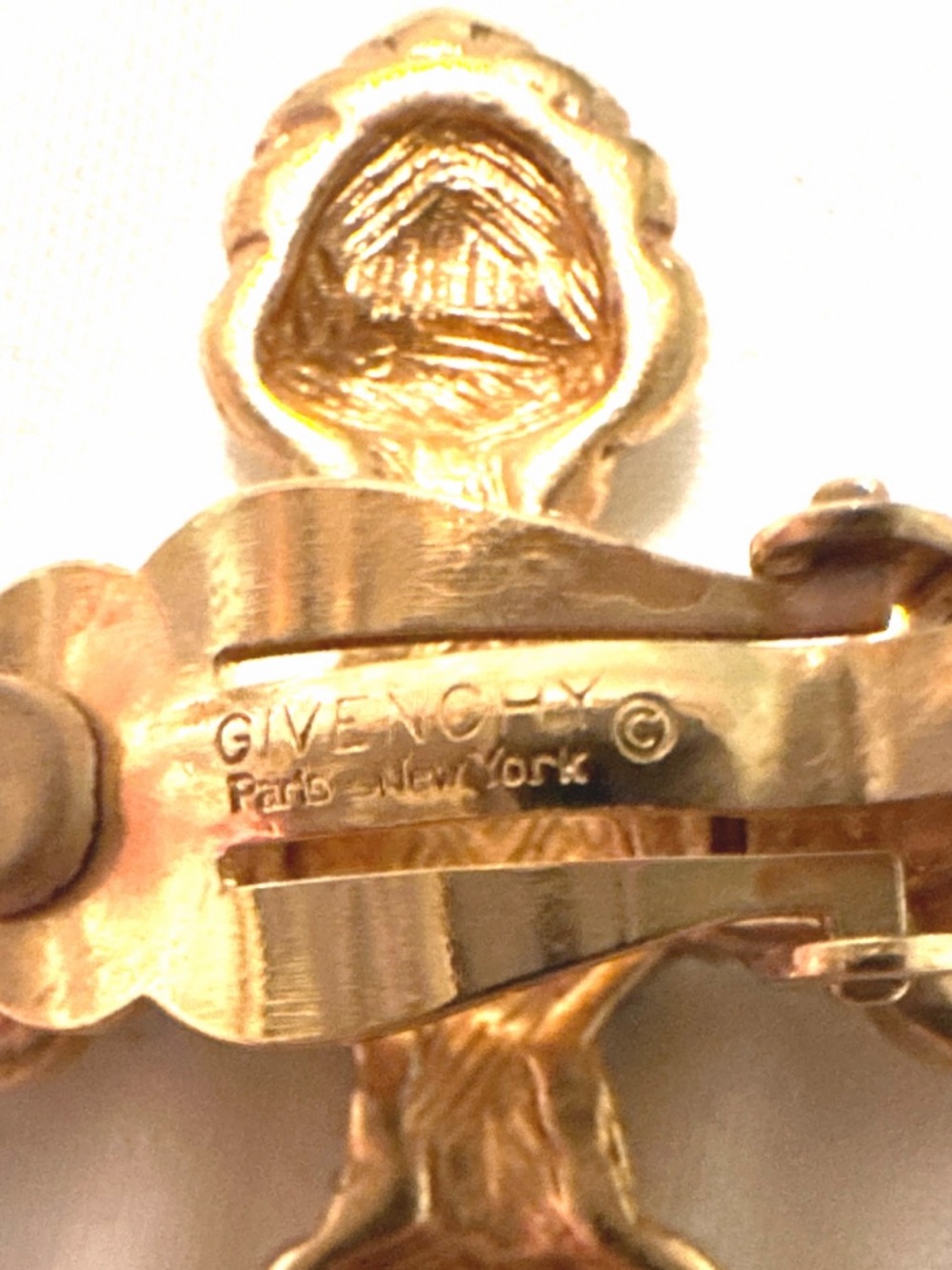 Givenchy Vintage Clip Ons - Picture 2 of 2